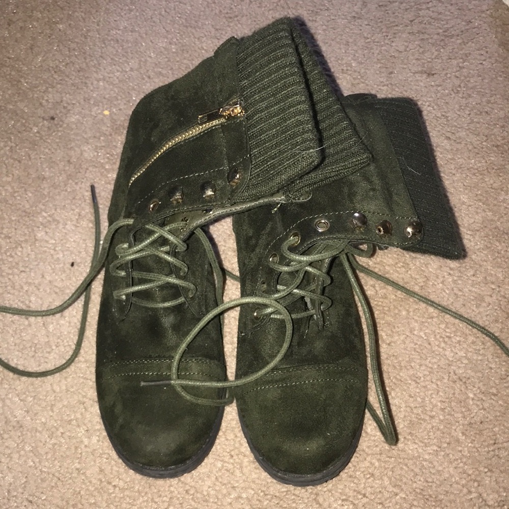 ☀️Green Suede Combat Boots